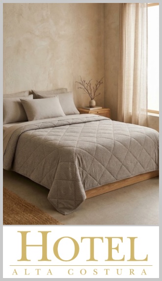 Cover Hotel modelo Waffle con fundas de almohadones Queen