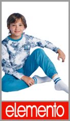 Pijama ELEMENTO temporada de invierno para varon, en  jersey de algodón, casaca manga larga full estampa batik con logo localizado, pantalón largo liso en talles 4, 6, 8, 10, 12, 14 y 16 en colores surtidos. Pack por unidad en caja individual.