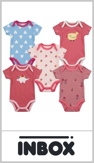 Body motivos de nena INBOX en ribb de algodon fondo estampado soft, con tres broches inferiores, en talles 0/3, 3/6 y 6/9 meses. Pack por  5 unidad por talle en estuche de pvc..