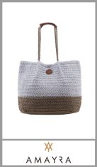 Bolso playero AMAYRA para mujer, contiene dos asas para colgar y cierre con boton imantado de gran calidad. 
Apto para actividades al aire libre. 
Medidas 36 cm X 51cm X 20 cm