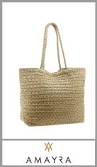 Bolso playero AMAYRA para mujer, contiene dos asas para colgar y cierre con boton imantado de gran calidad. 
Apto para actividades al aire libre. 
Medidas 35 cm X 48 cm X 14 cm