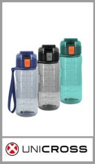 Botella plastica UNICROSS Tapa con rosca y cierre de seguridad y contiene pico vertedor .Contiene cinta de transporte.Detalle de marca (UNICROSS) Capacidad 700ml / 23.00 cm x 7.00 cm x 7.00 cm