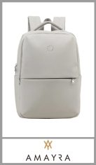 Mochila Portanotebook gris AMAYRA para mujer. Confeccionada en PU ENGOMADO de calidad. Contiene dos bolsillos principales de gran tamaño uno con separacion portanotebook y otro con organizador interno. contiene un bolsillo delantero plano con cierre escondido. Medidas: 45cm x 31cm x 17cm . Pack por unidad. Color igual a la imagen.
