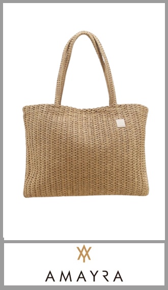 Bolso playero AMAYRA verano para mujer. Tejido por fuera con material simil yute, contiene dos asas para colgar y y bolsillo plano interno, contiene un boton imantado. Apto para actividades al aire libre . Pack por unidad. 
Medida 36cm x 48cm x 10cm