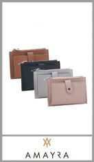 Billetera fichero AMAYRA para mujer, confeccionada en Pu de gran calidad. contiene 2 compartimientos para 6 tarjetas  en su interior cierre con boton a presion, en el exterior compartimiento con cierre. Excelentes detalles y terminaciones según imagen.
Colores surtidos
Pack por unidad