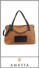 Cartera Suela AMAYRA de PU de gran calidad. contiene dos asa de agarre contiene una desmontable, contiene bolsillo interno plano y un bolsillo plano exterior con cierre. 
Pack por unidad 
Medida 26cm x 44cm x 11.5cm