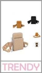 Porta celular TRENDY para mujer, confeccionada en Pu de gran calidad. dos Compartimientos con cierre . Con correa regulable y extraible de hasta 137cm 
Excelentes detalles y terminaciones según imagen.
Pack por unidad.
Colores surtidos 
Medida 18cm x 12cm x 6cm